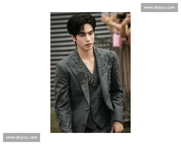 建模脸配雕塑身！宋威龙的反差杀太绝