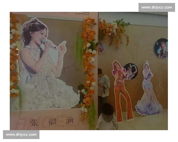 张韶涵重庆开唱，阳台观众隔空应援太暖